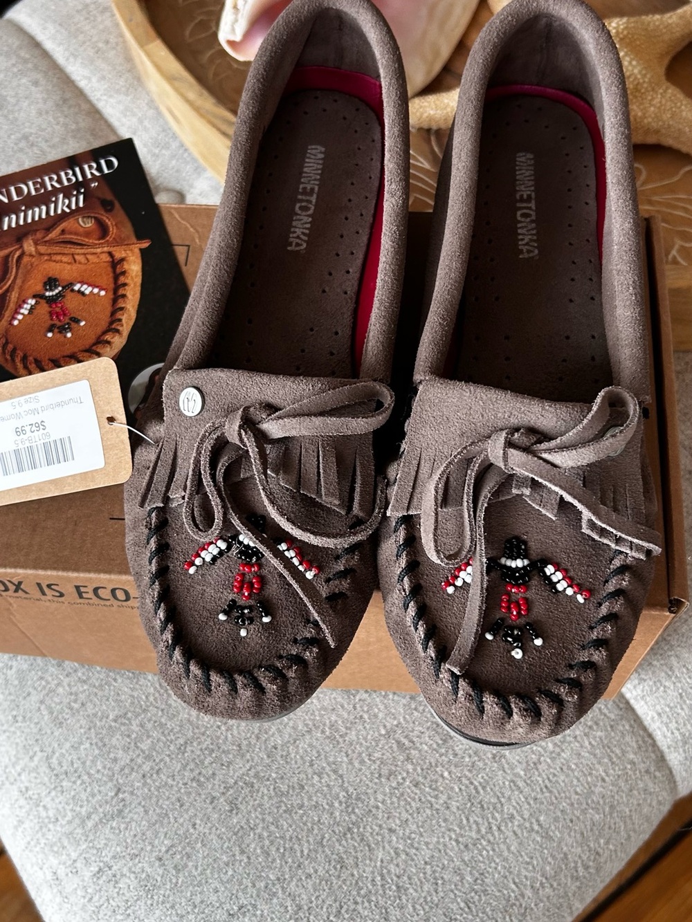 Minnetonka Women’s Thunderbird Animikii Moccasins Grey Size 9.5 NIB